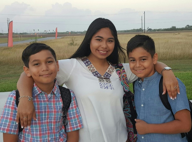 Nacieron mis hermanos..