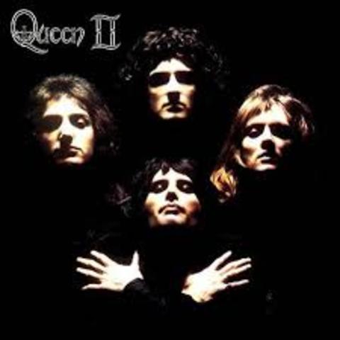 Publicacion segundo album : Queen II