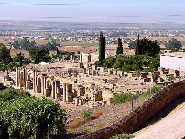 Building of Madinat al-Zahra Begins