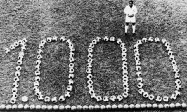 Pele marco su gol numero 1000