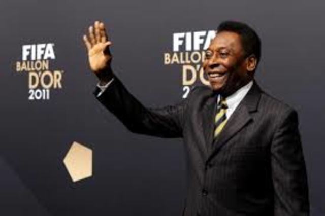 Pele se retiro del futbol