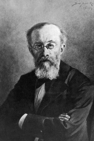Wilhelm Wundt opened first psychology lab in Leipzig, Germany