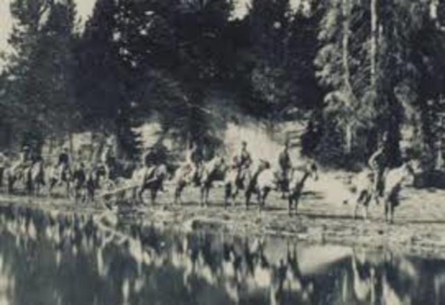 Yellowstone becomes 1st national park