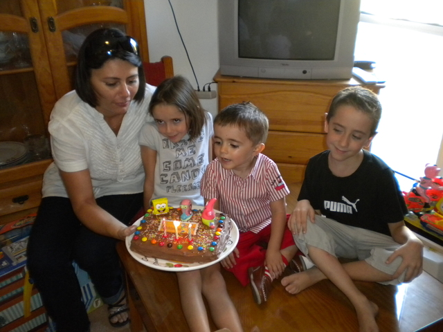 EL 1º CUMPLE DE MI HERMANO.