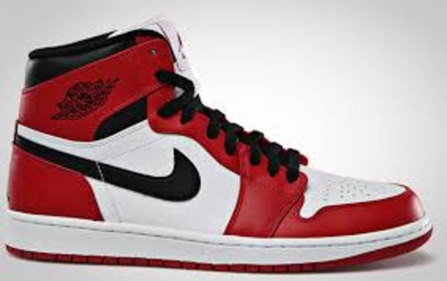 michael jordan first pair of jordans