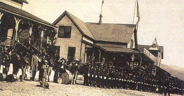 Se estrena la energía electrica