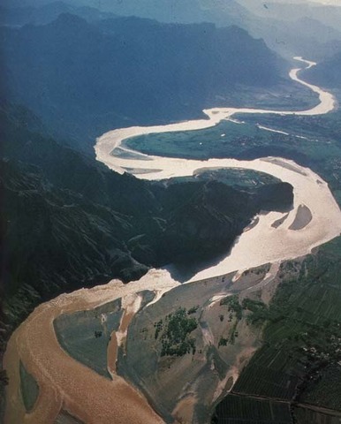 The Yellow and Yangzi River Valleys