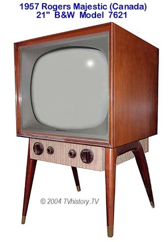 First television to stand on 4 legs(wooden).