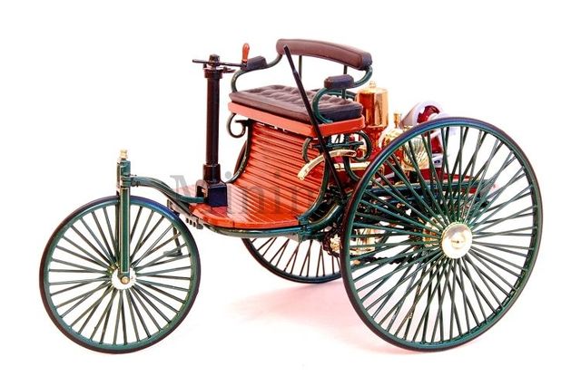 First Motor Car