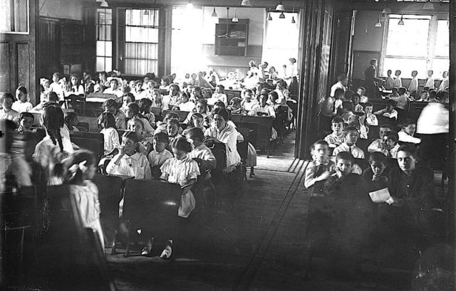 Akademisches Gymnasium (Schrödinger)