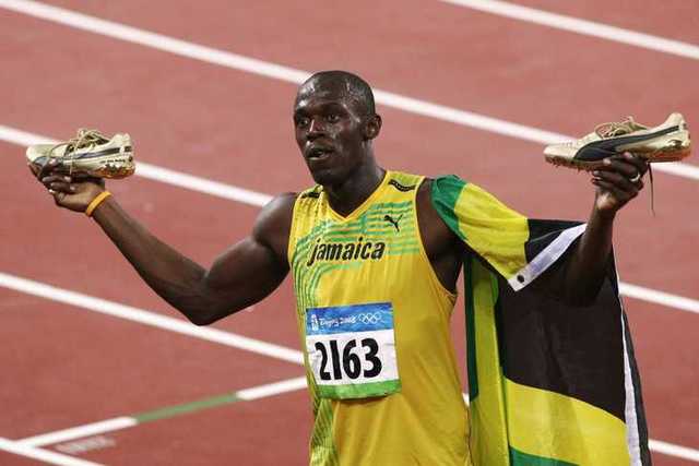 Usain Bolt sets 100, and 200 meter world record