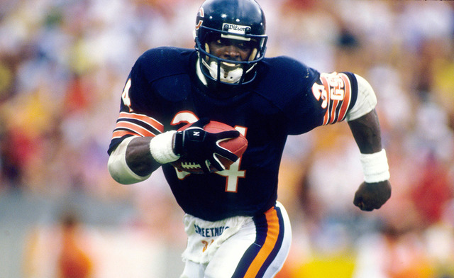 Walter Payton Breaks Rushing Record