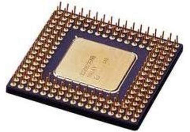 nace el circuito intregrado