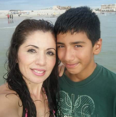 Dos años de residir aquí.