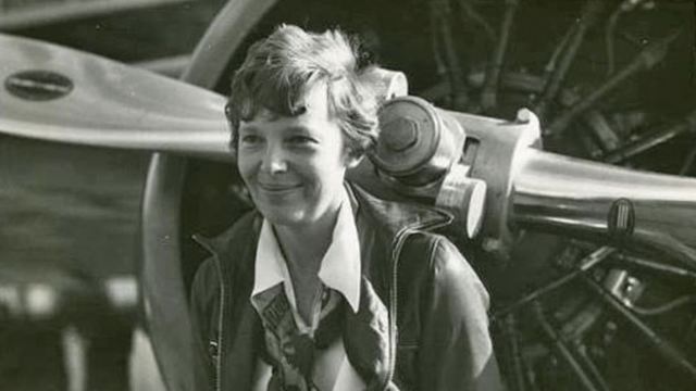 First women to fly alone