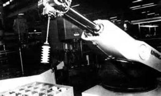 Primeros robots industriales