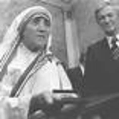 Premio Nobel de la Paz y fallecimiento