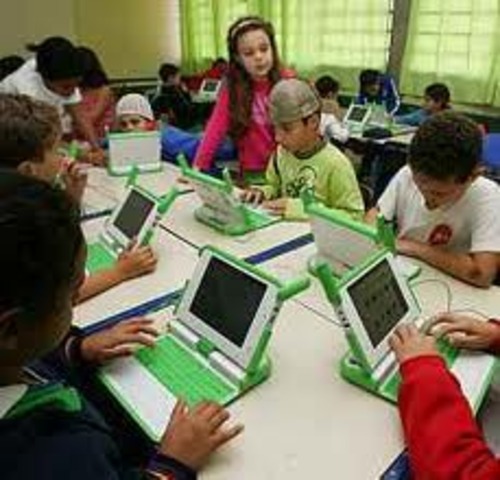 Projeto Um Computador por Aluno (UCA).