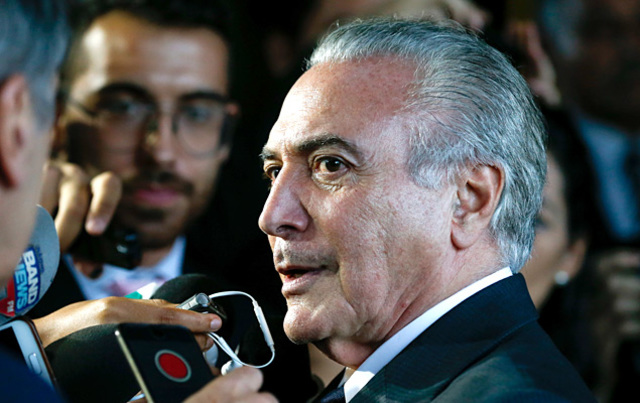 Votação favorável parecer da Câmara sobre Impeachment