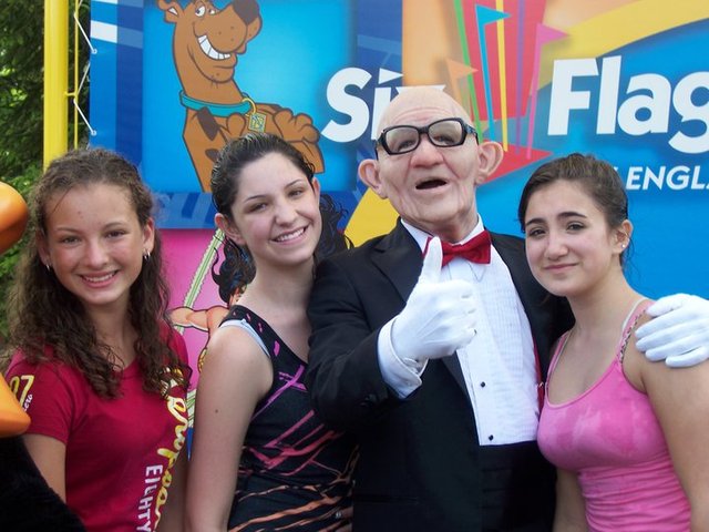 Trip to Six Flags for Alexis's birthday