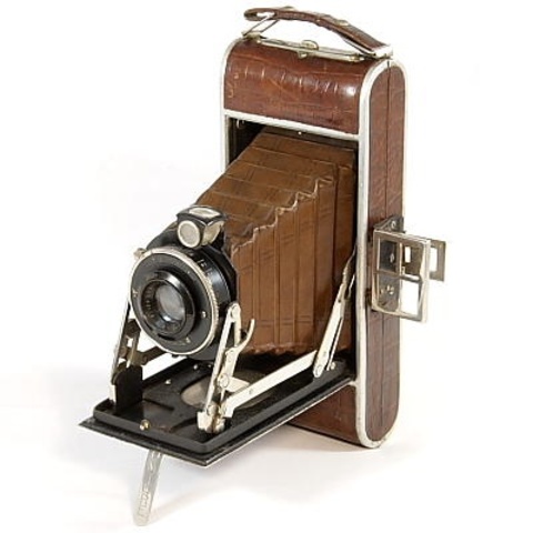 folding camera