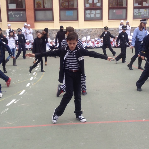 EL ÚLTIMO CARNAVAL EN EL COLEGIO