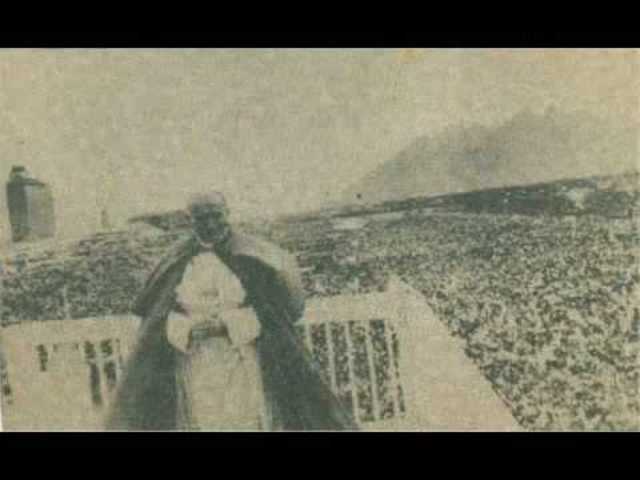 Mas Grande Que el Papa