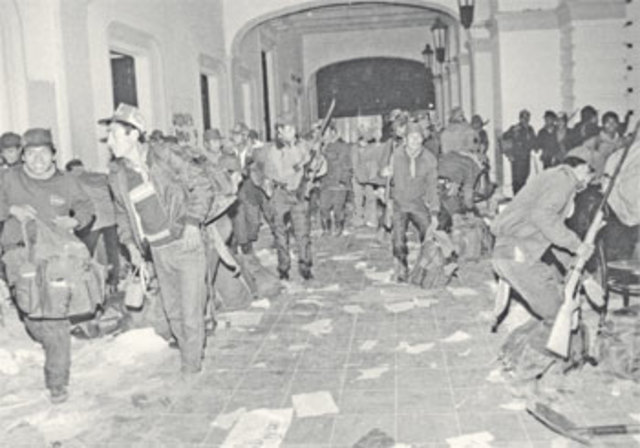 Se establece el primer campamento