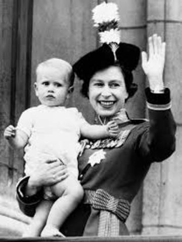 Birth of Queen Elizabeth's last child, Prince Edward