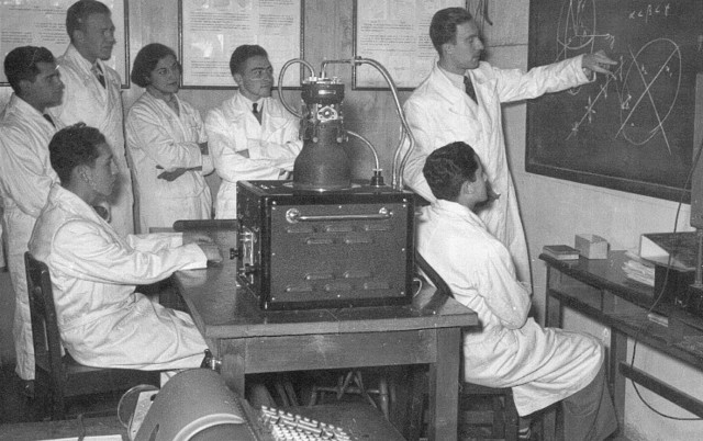 PRESENTACION DEL TRABAJO ANTE LOS ALUMNOS