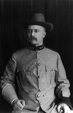 Returns from the Spanish-American War as a hero