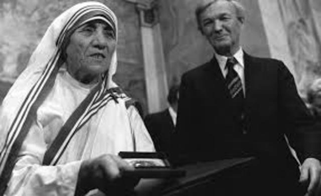 Israel to Withdraw From Major  Palestinian  Cities