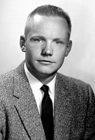 Neil Alden Armstrong