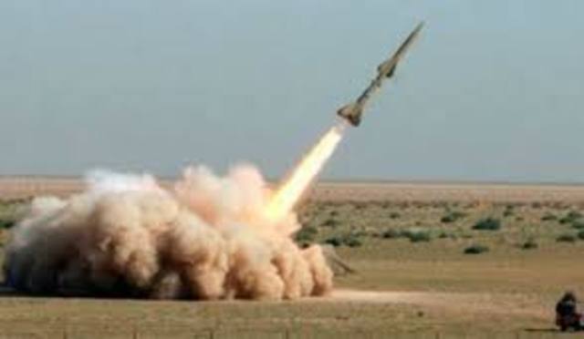 Misil teledirigido y el misil balistico