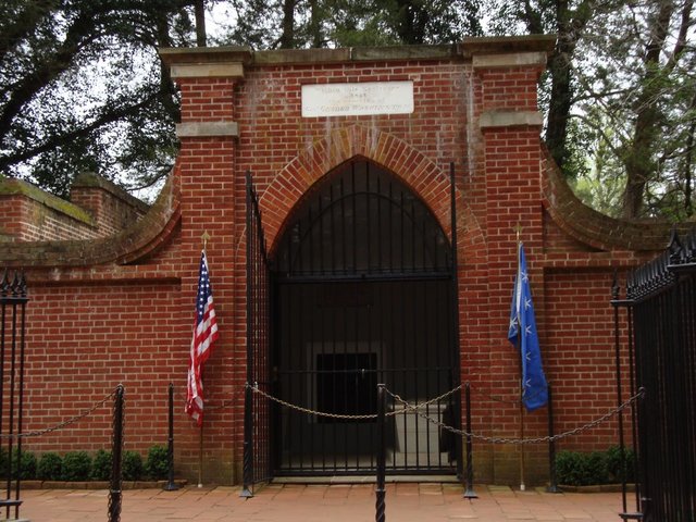 George Washington passes away