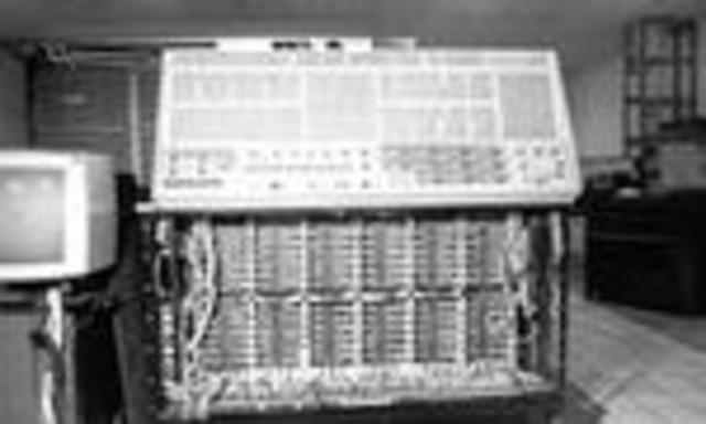 Ordenador Segunda Generacion.