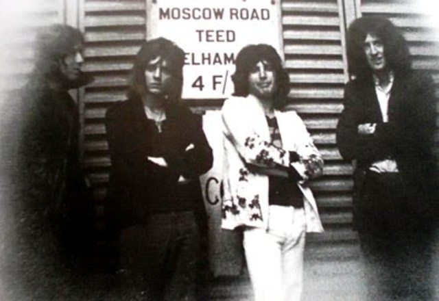 PRIMER CONCIERTO DE QUEEN