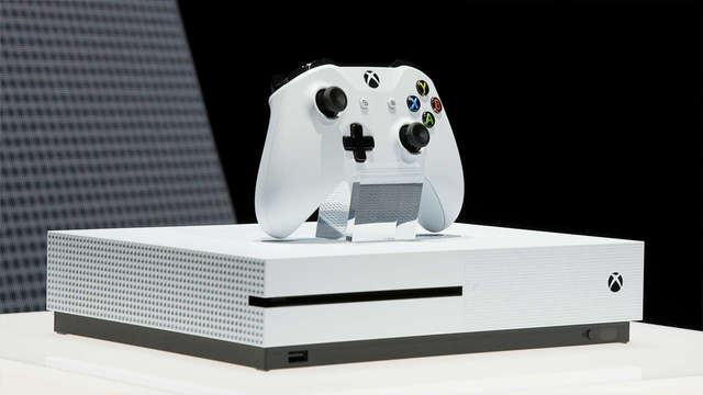 XBOX ONE S (SLIM)
