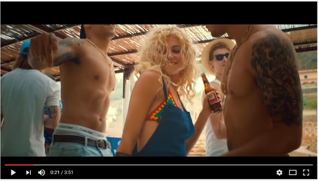 Costume 1/ +apron 0:21