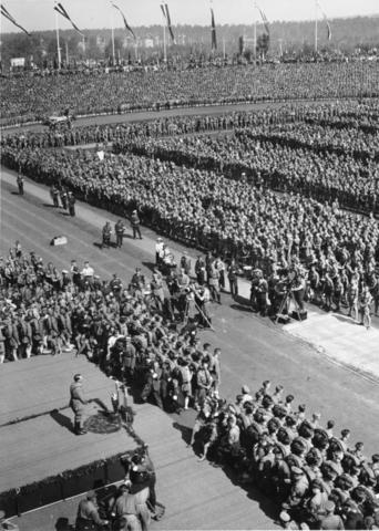 El triunfo de la voluntad -  Leni Riefenstahl