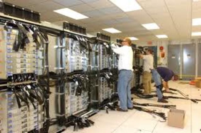 SEGUNDA GENERACIÓN DEL COMPUTADOR