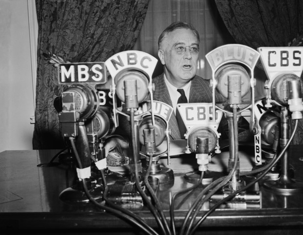 first fireside chat by FDR