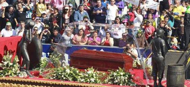 entirro de roberto gomes bolaños