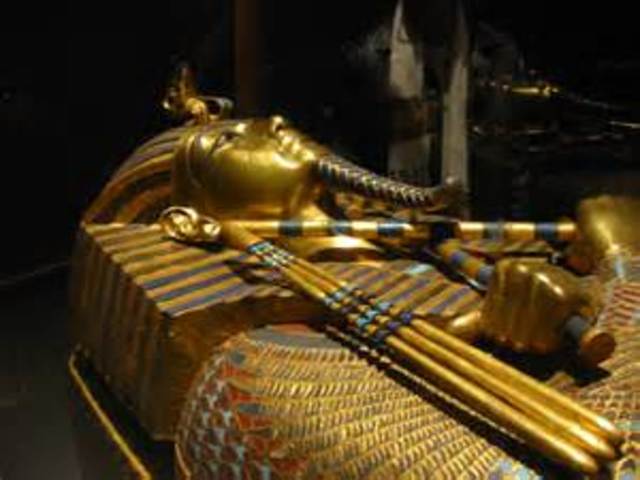 king tut birth