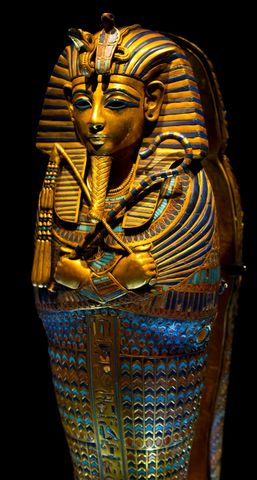 King Tut was born 1343
