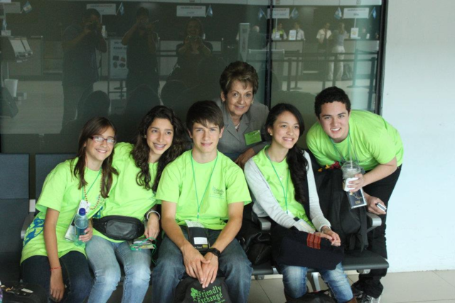 Intercambio Friendly Exchange