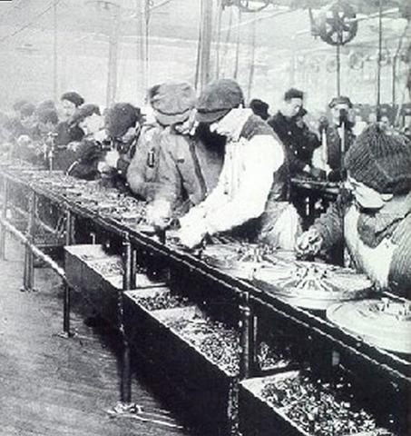 Henry Ford opens up his assembly lines to African americans