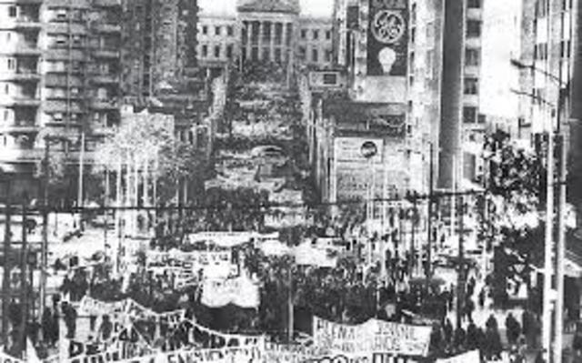 Extensión de la lucha obrera