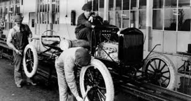 Henry Ford opens his assembly lines to African American workers