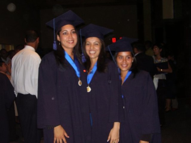 OBTENGO TITULO DE LICENCIADA EN FONOAUDIOLOGIA